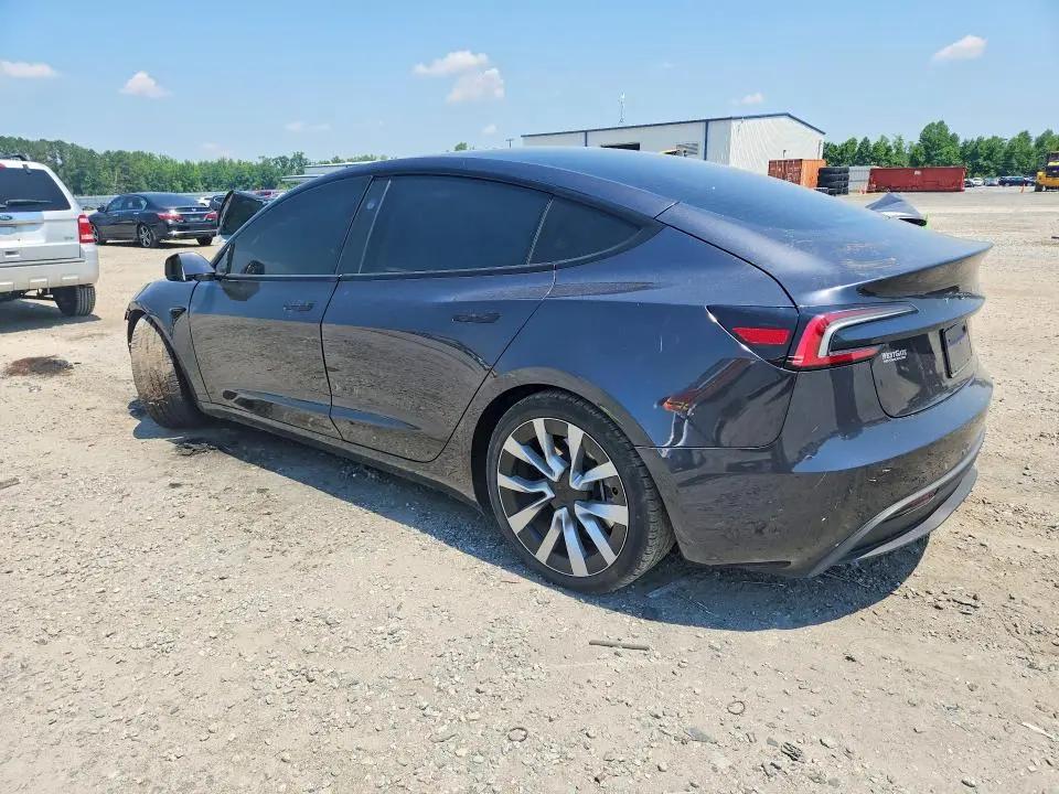 2024 TESLA MODEL 3   