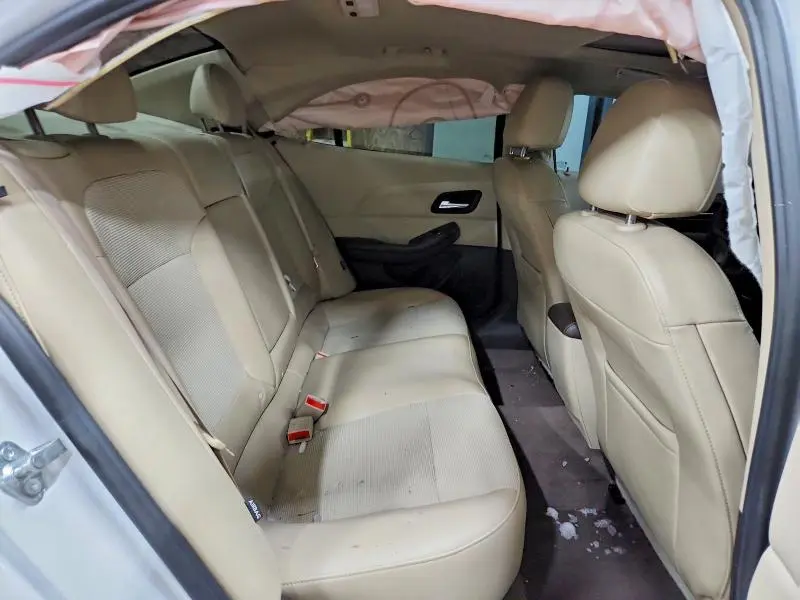 2015 CHEV MALIBU 1LT  