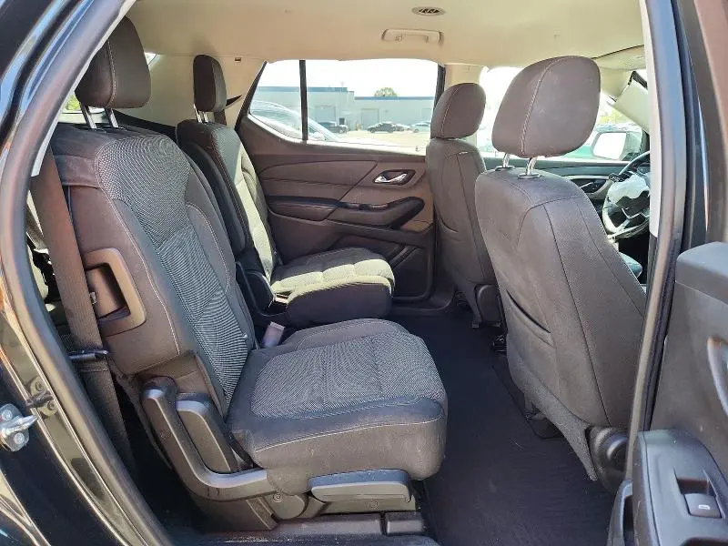2018 CHEVROLET TRAVERSE LT  