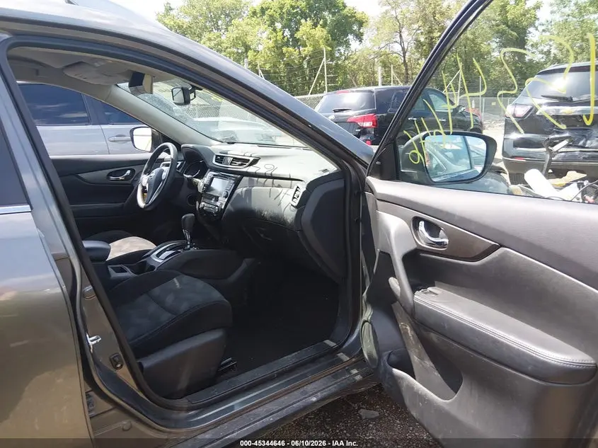 2014 NISSAN ROGUE SV