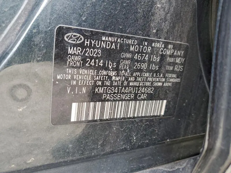 2023 GENESIS G70 BASE  