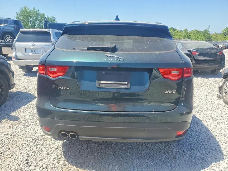 2017 JAGU F-PACE PRE   