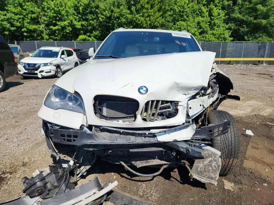 2013 BMW X5 XDRIVE50I  