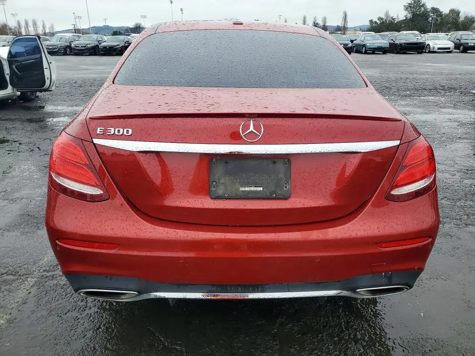 2017 MERCEDES-BENZ E 300  