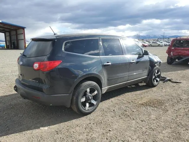 2010 CHEVROLET TRAVERSE LT  