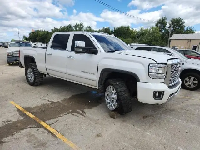 2018 GMC SIERRA K2500 DENALI  
