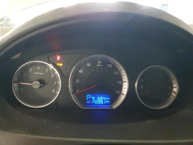 2010 HYUNDAI SONATA GLS  