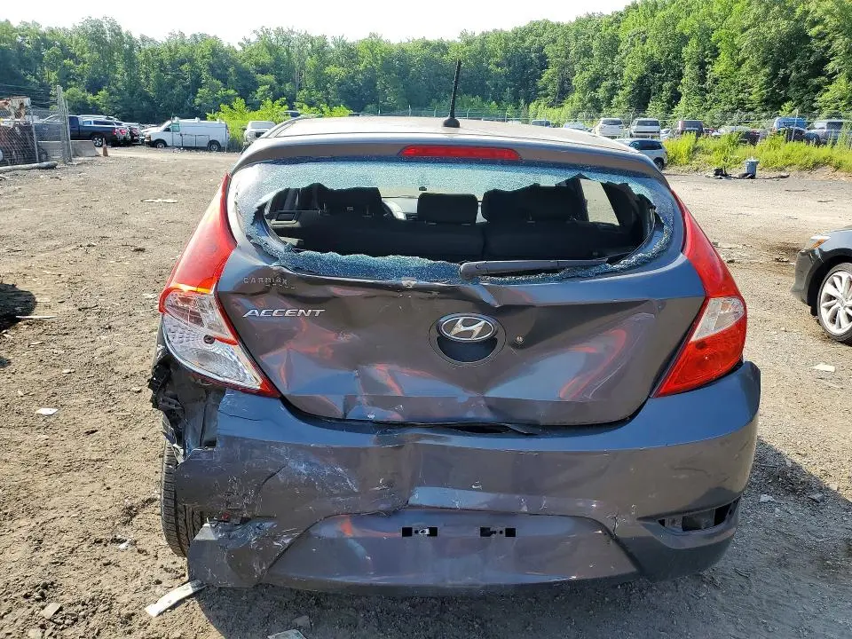 2012 HYUNDAI ACCENT GS  