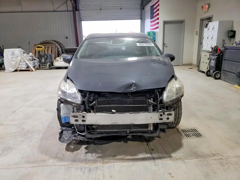 2015 TOYOTA PRIUS TWO  