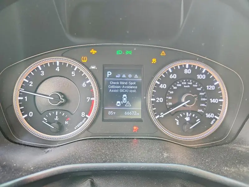 2019 HYUNDAI SANTA FE SE  