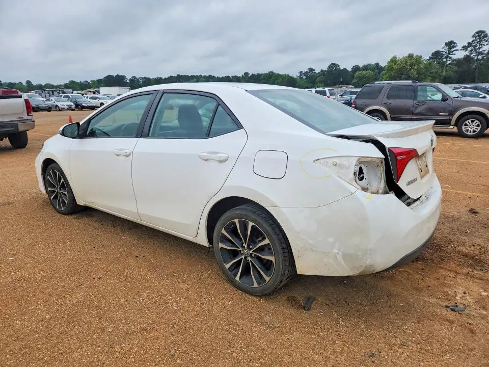 2019 TOYOTA COROLLA SE  