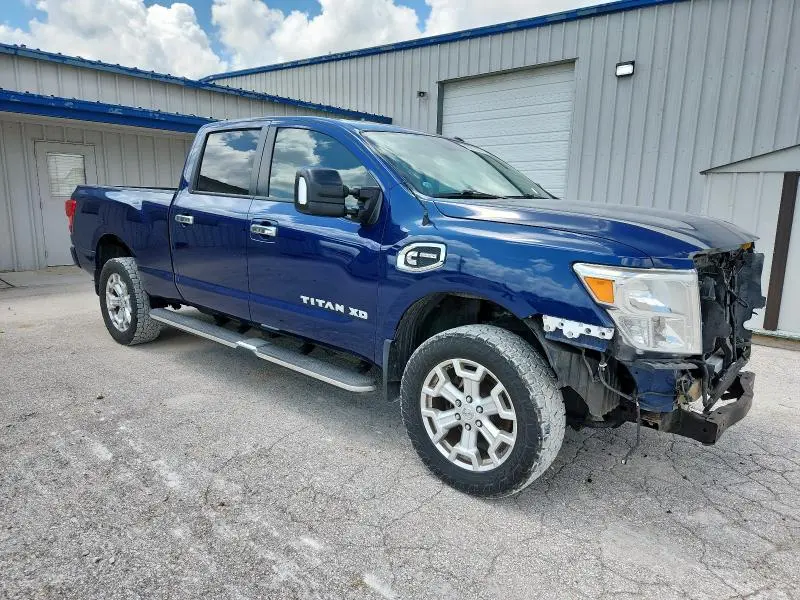 2017 NISSAN TITAN XD SL  