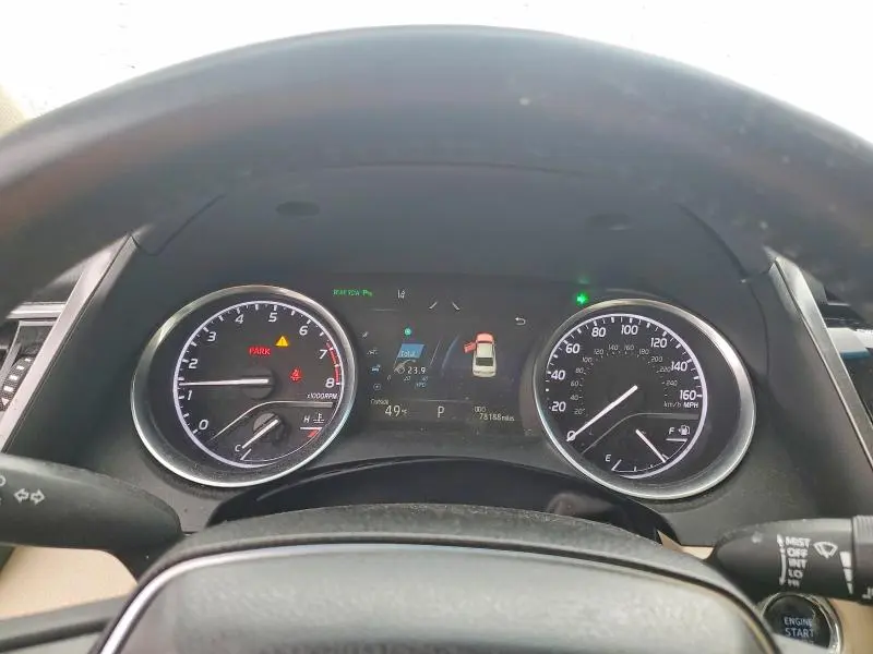 2018 TOYOTA CAMRY XLE  