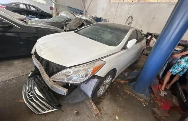 2013 HYUNDAI AZERA   