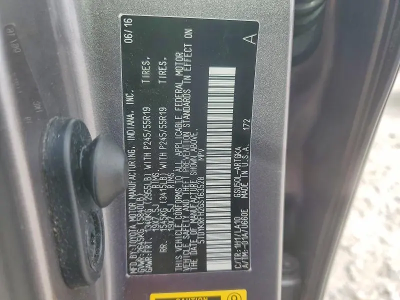 2016 TOYOTA HIGHLANDER LIMITED  