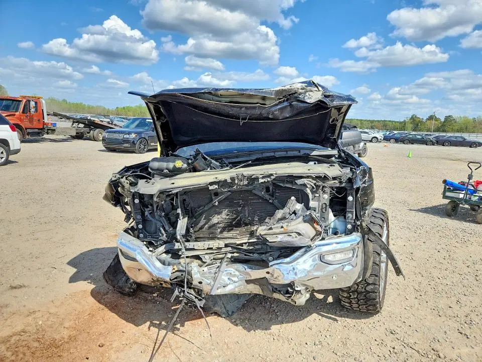 2017 GMC SIERRA K1500 SLT  