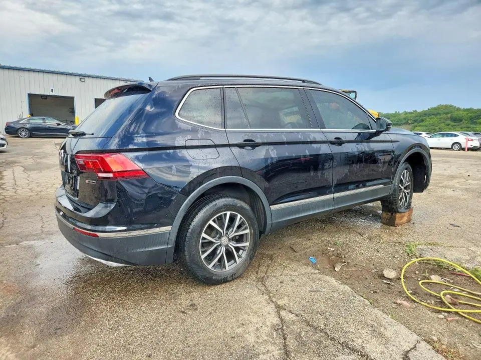 2020 VOLKSWAGEN TIGUAN SE  