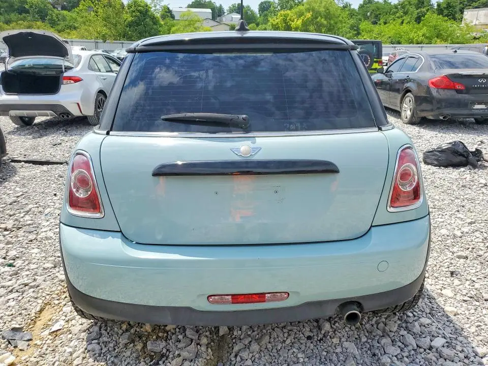 2013 MINI COOPER   