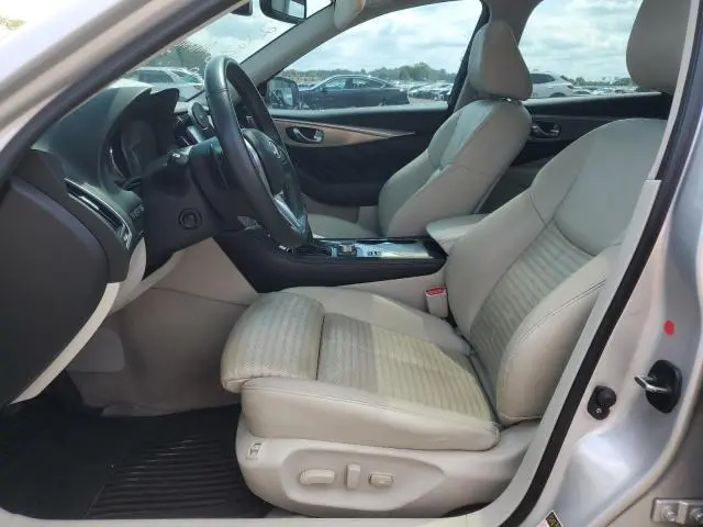 2019 INFINITI Q50 LUXE  