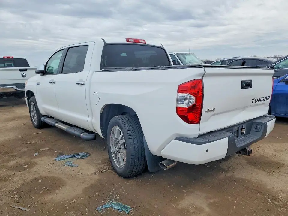 2017 TOYOTA TUNDRA PLATINUM  