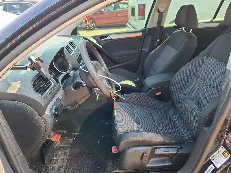 2012 VOLKSWAGEN GOLF   