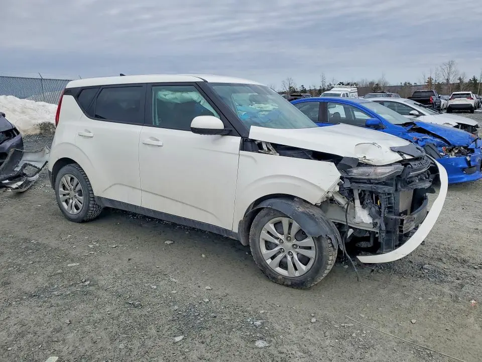 2021 KIA SOUL LX  
