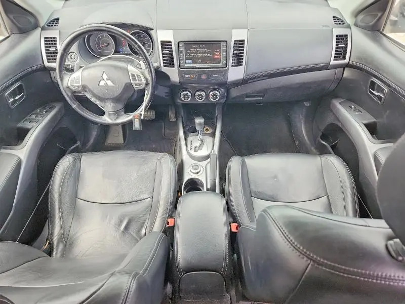 2010 MITSUBISHI OUTLANDER XLS  