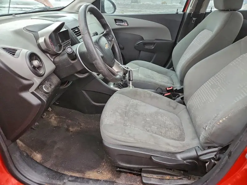 2013 CHEVROLET SONIC LS  