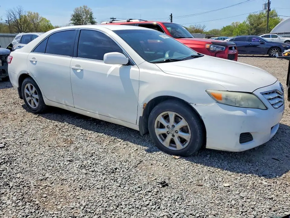 2011 TOYOTA CAMRY LE  
