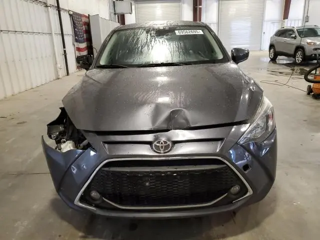 2020 TOYOTA YARIS LE  