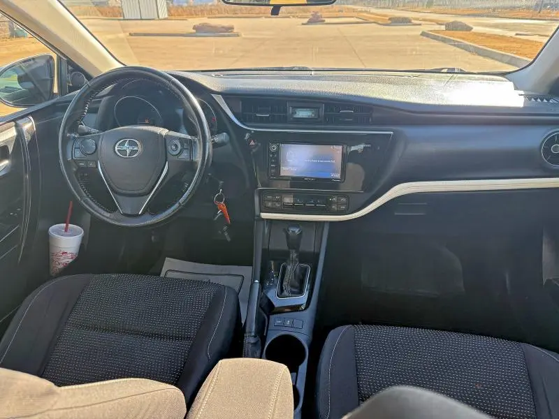 2016 TOYOTA SCION IM   