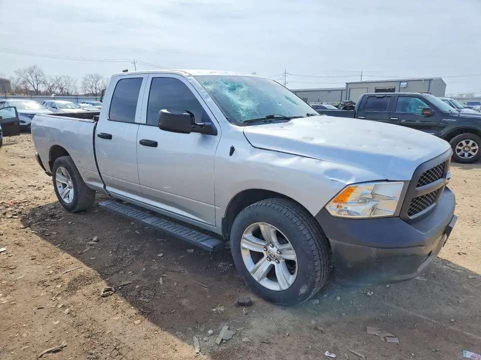 2015 RAM 1500 ST  