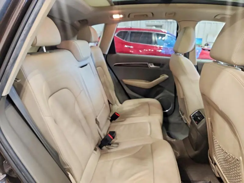 2011 AUDI Q5 PREMIUM PLUS  