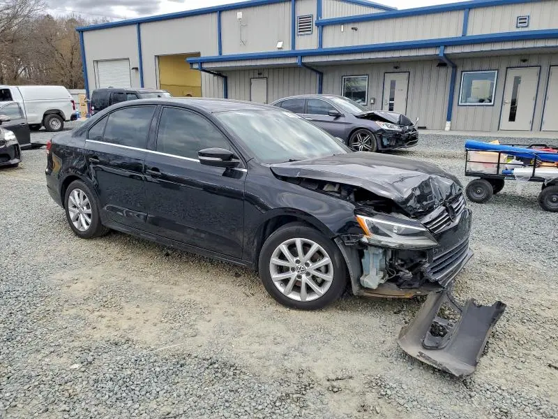 2014 VOLKSWAGEN JETTA SE  