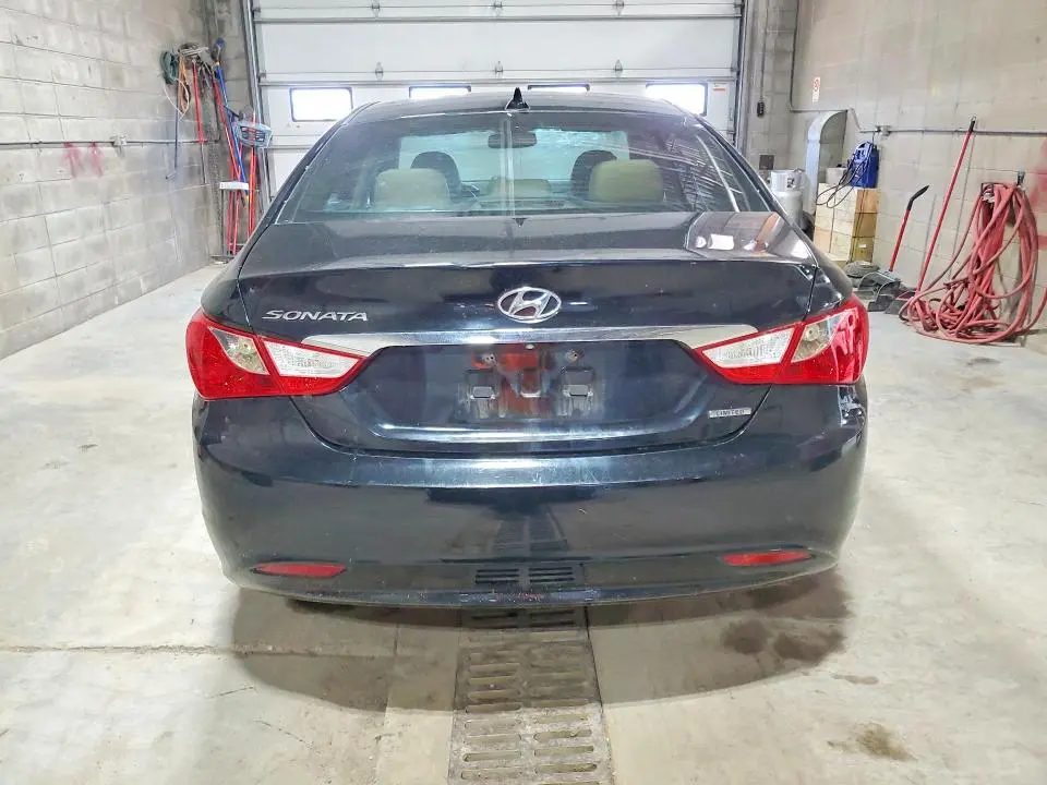 2011 HYUNDAI SONATA LIMITED  