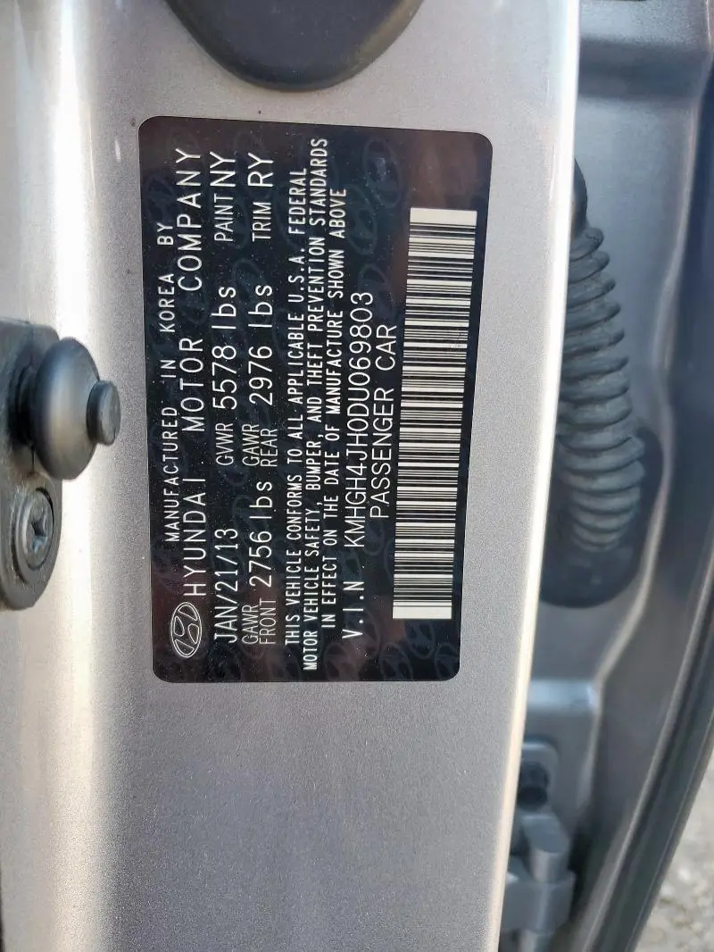 2013 HYUNDAI EQUUS SIGNATURE  