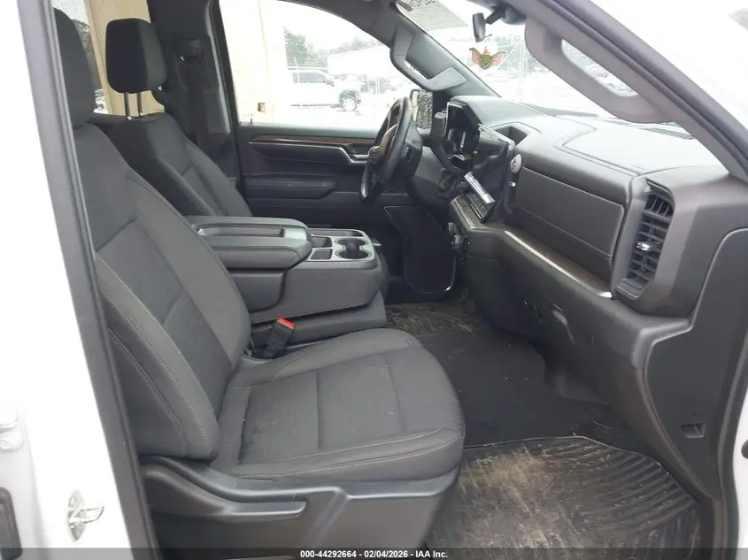 2023 CHEVROLET SILVERADO 1500 2WD  STANDARD BED LT