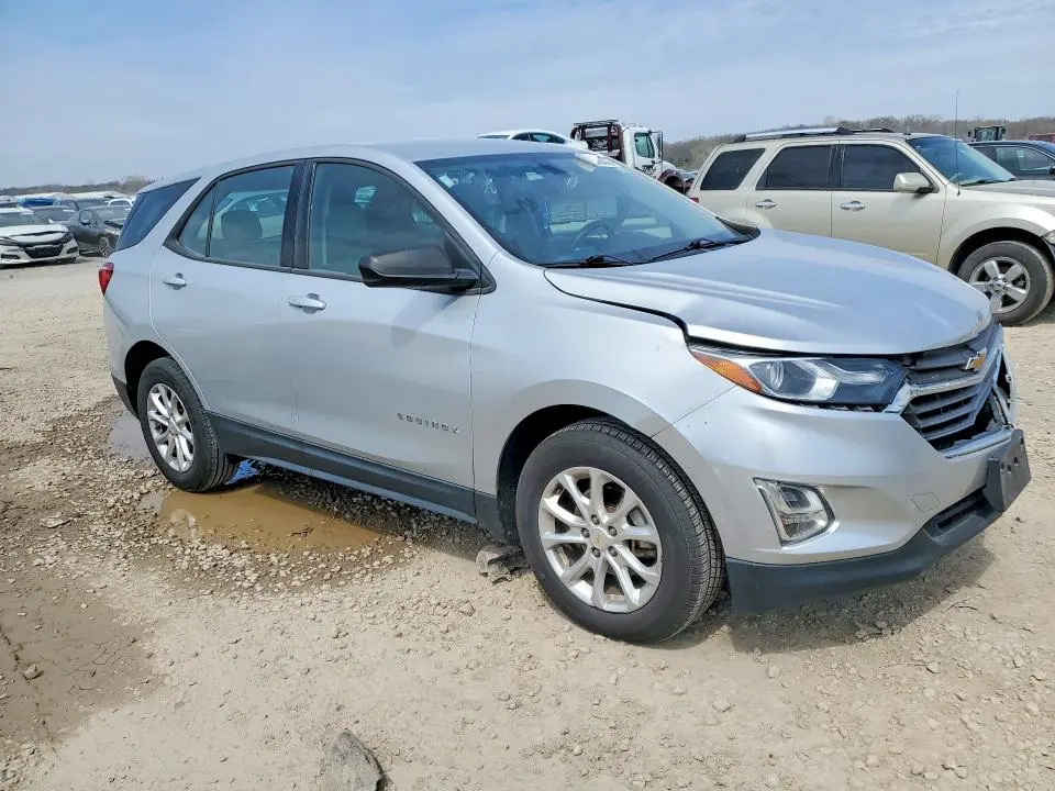 2018 CHEVROLET EQUINOX LS  