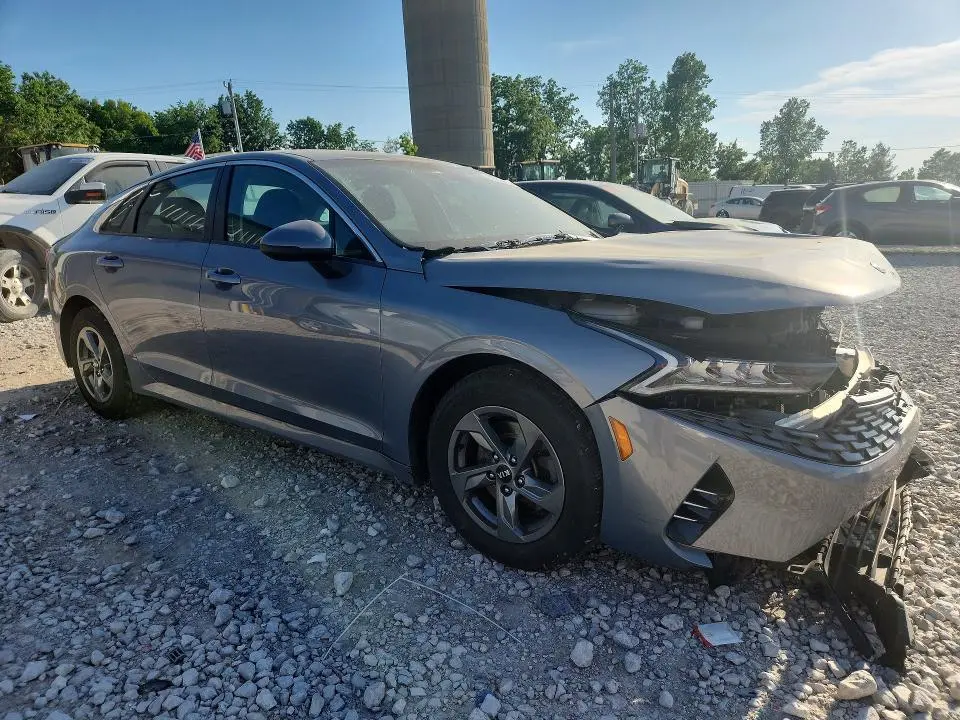 2021 KIA K5 LXS  