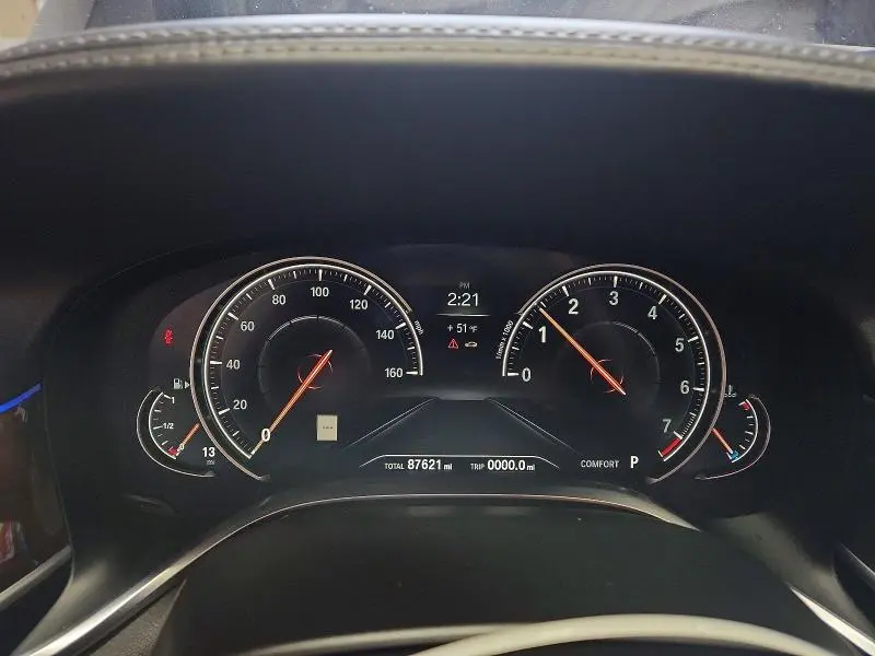 2017 BMW 750 XI  