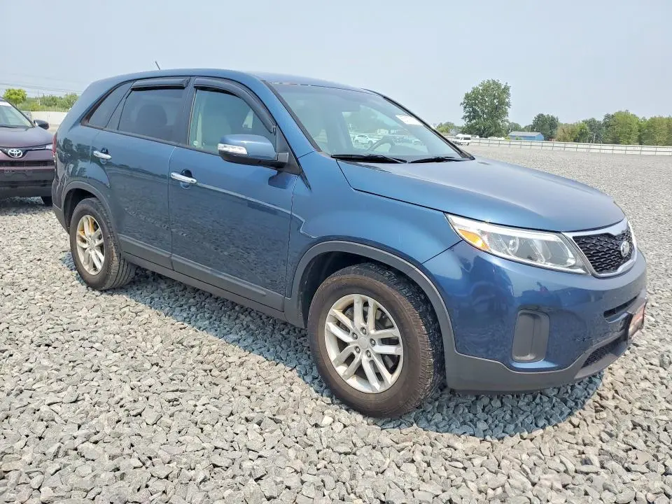 2014 KIA SORENTO LX  
