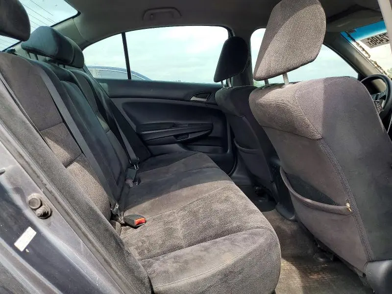 2010 HONDA ACCORD LXP  