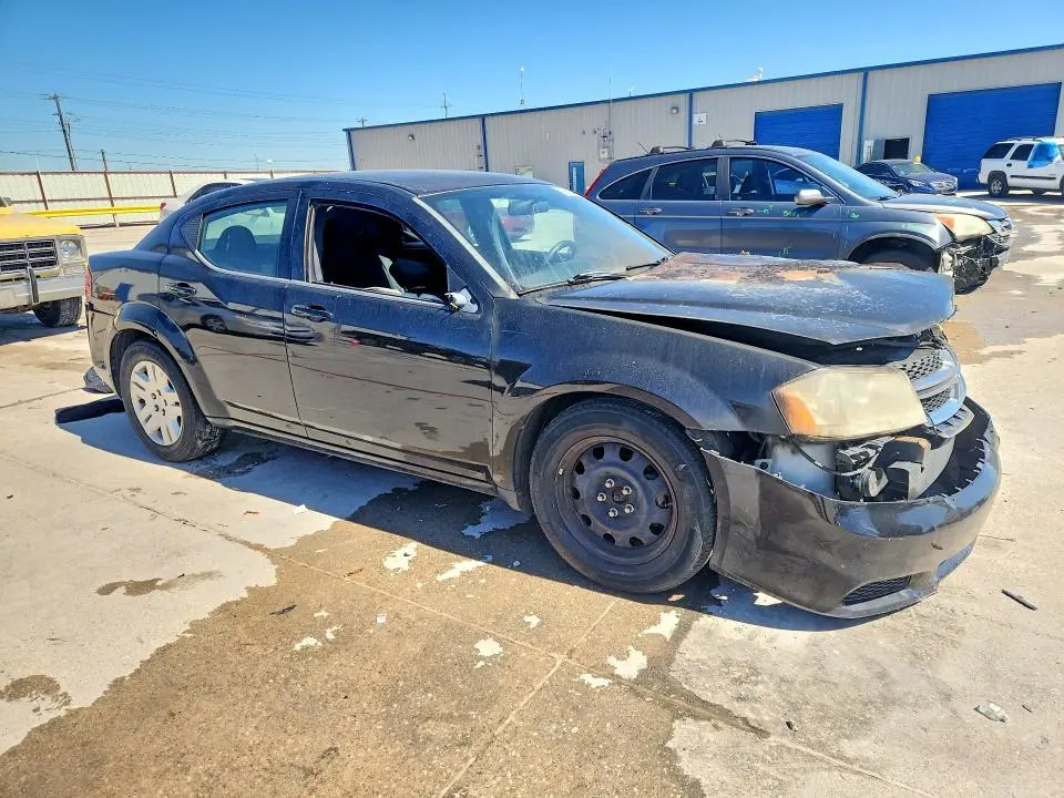 2012 DODGE AVENGER SE  