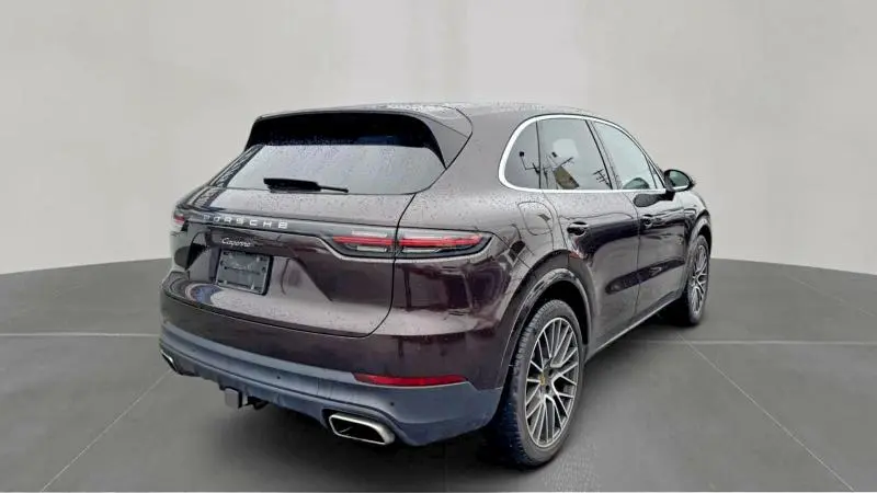 2021 PORSCHE CAYENNE   