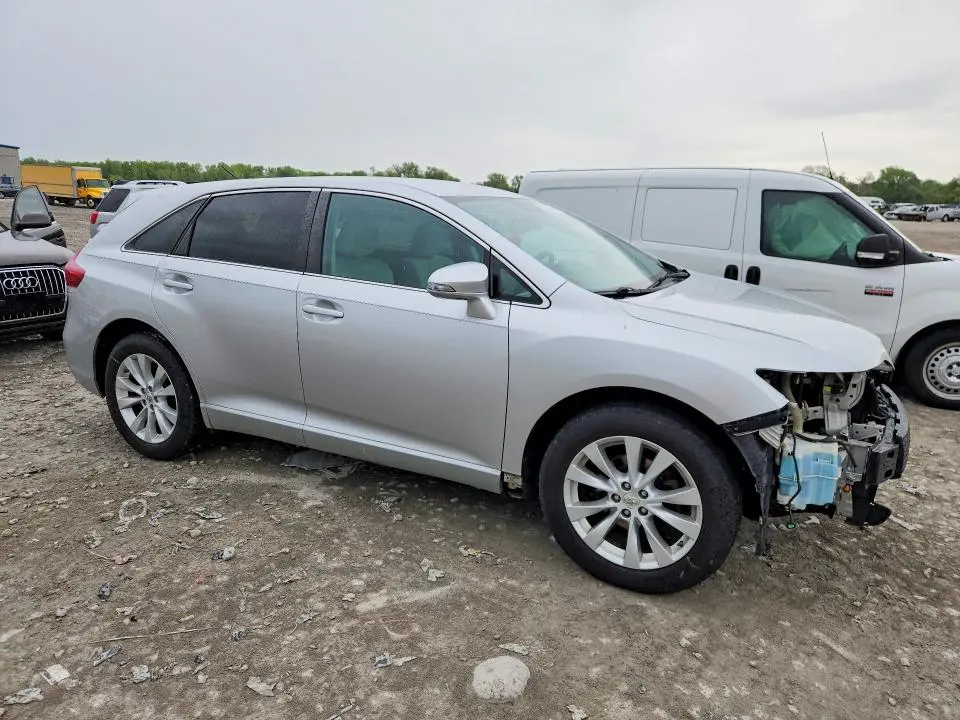2013 TOYOTA VENZA LE  