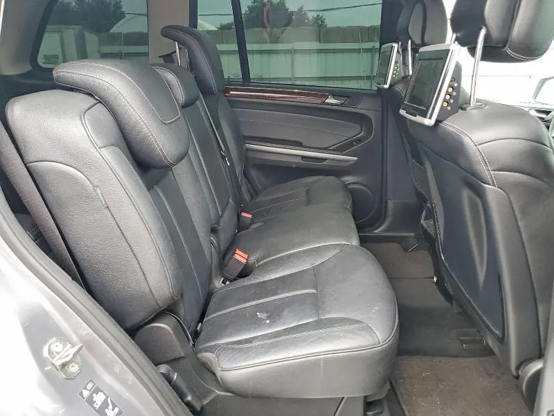 2011 MERCEDES-BENZ GL 350 BLUETEC  