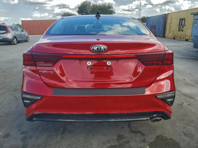 2019 KIA FORTE FE  
