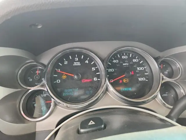 2011 CHEVROLET SILVERADO C1500 LT  