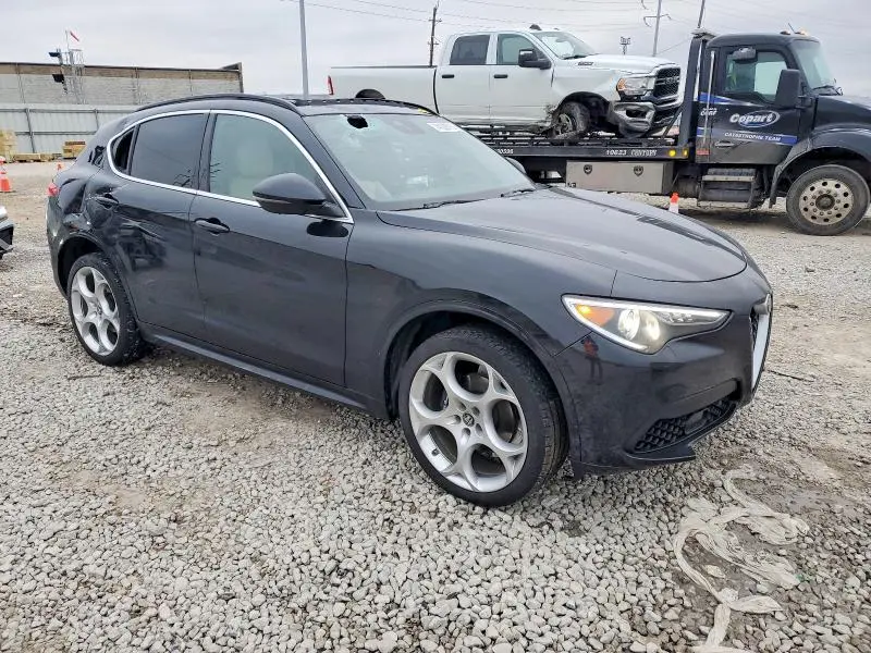 2023 ALFA ROMEO STELVIO TI  