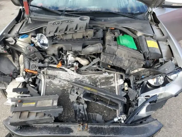 2012 VOLKSWAGEN PASSAT SE  